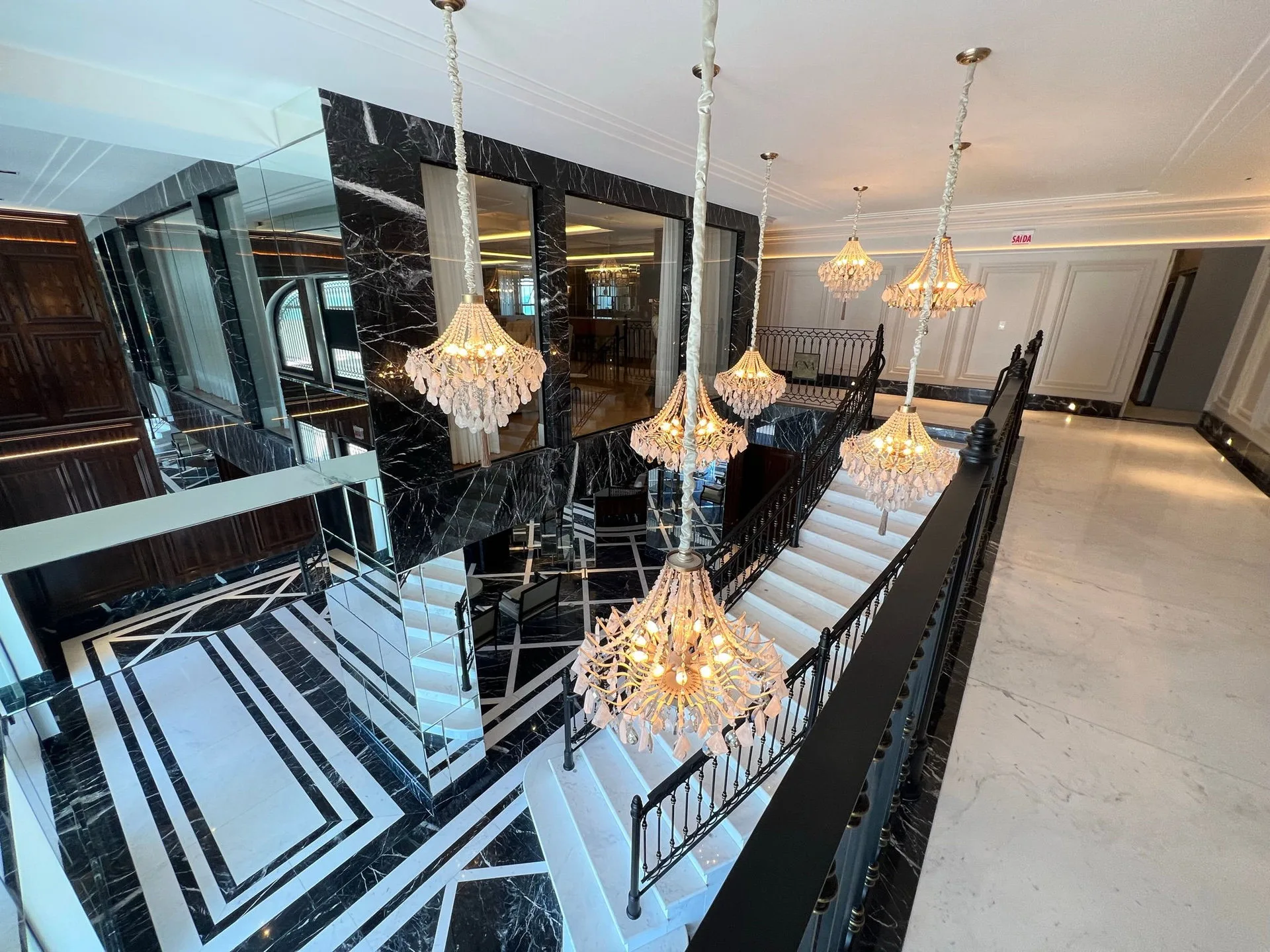 CNA Cartier Residence — Photo 34