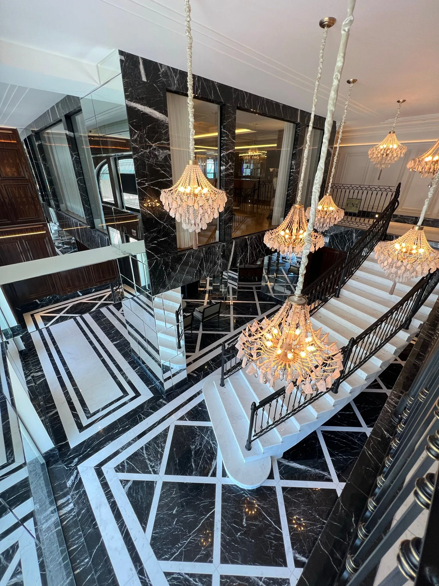 CNA Cartier Residence — Photo 38