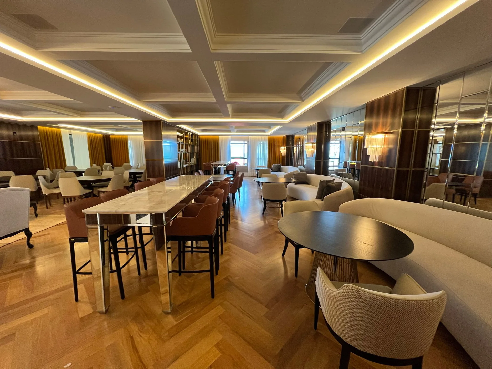 CNA Cartier Residence — Photo 41