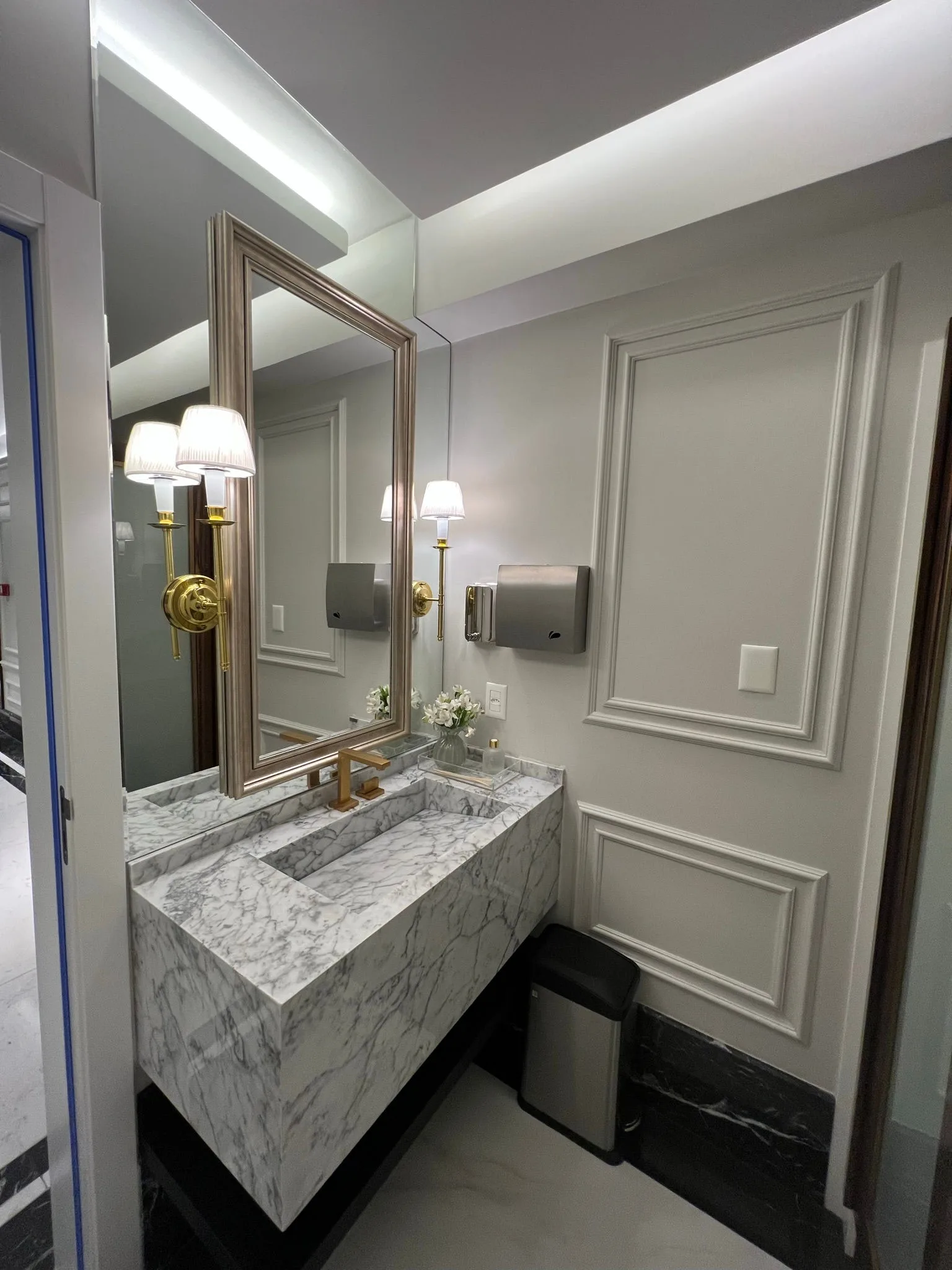 CNA Cartier Residence — Photo 47