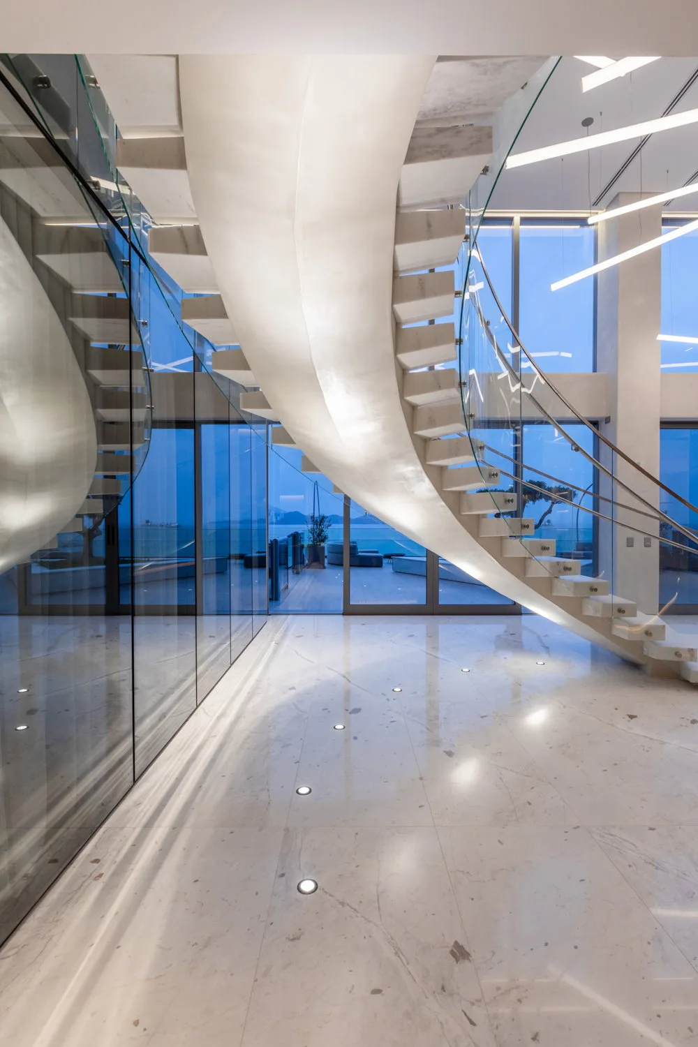Pharos — Photo 15