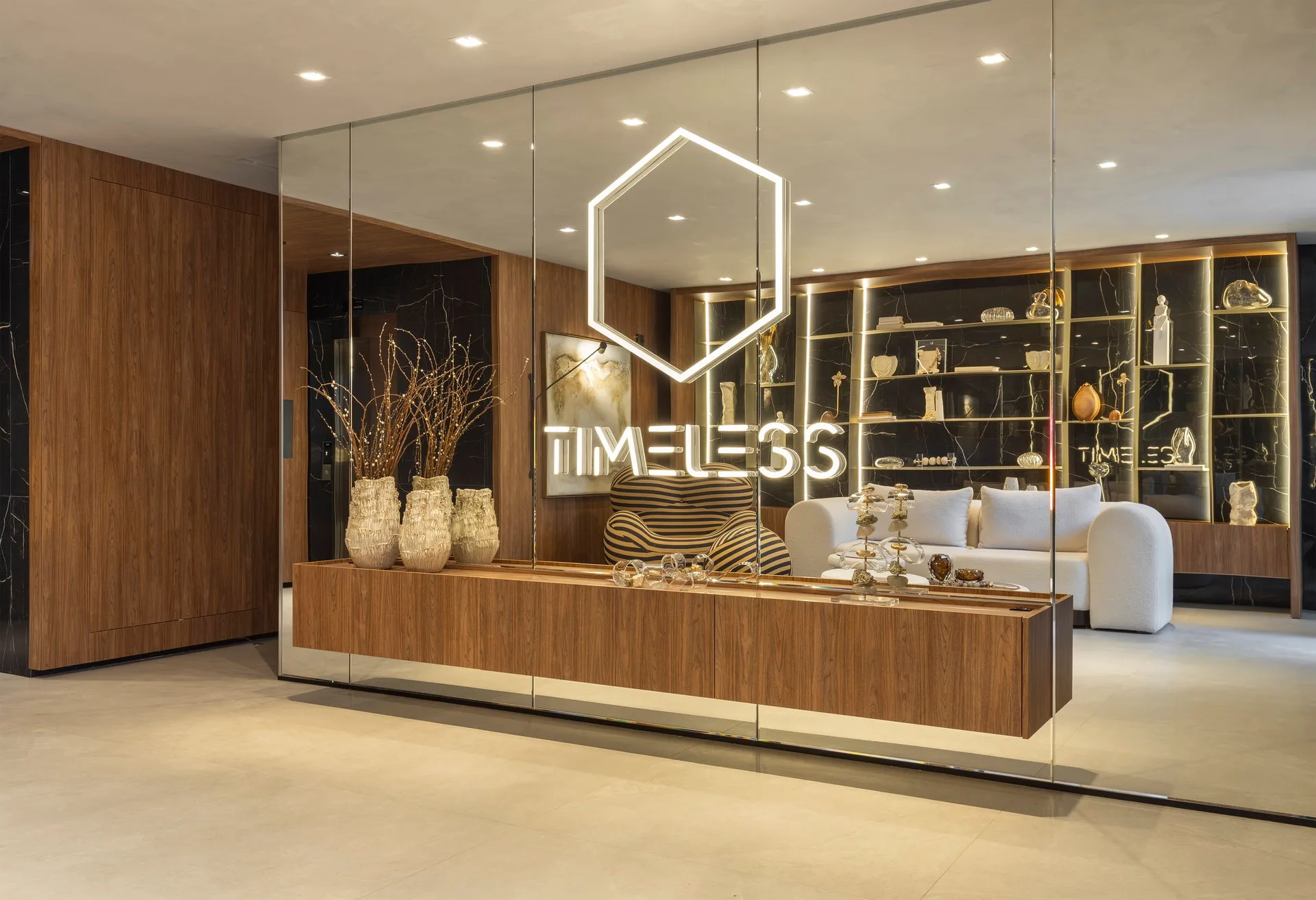 Timeless — Photo 6